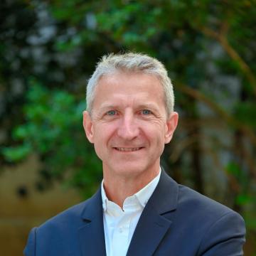 Professor Vincent Cottin